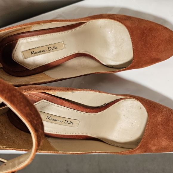MASSIMO DUTTI | HEELS IN SUEDE Sz 39. Dark orange color $148 - Picture 6 of 10
